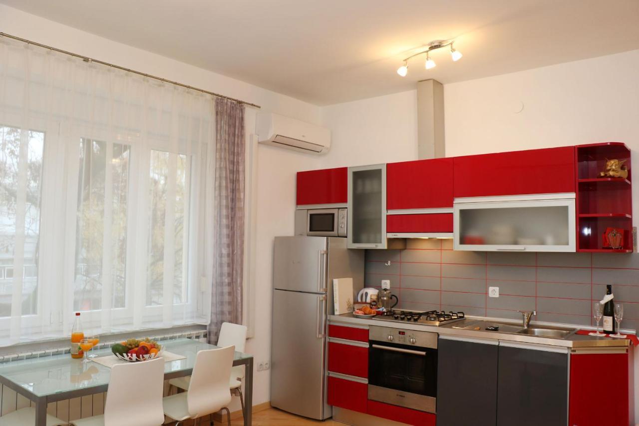 Apartment Elena 1, Zagreb City With Garage 外观 照片